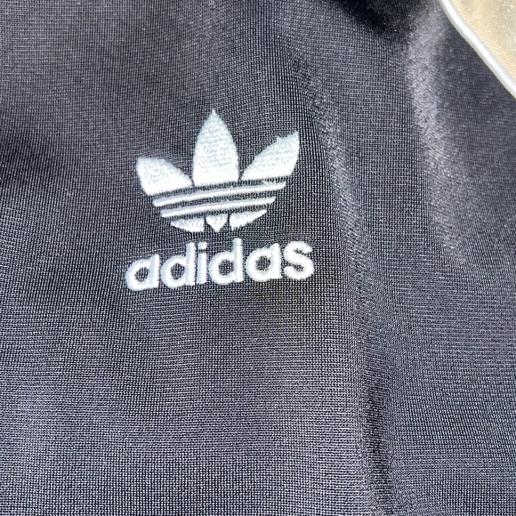 Unisex ADIDAS 3 Stripe, Zip up Track Jacket! 🔥🔥 - Picture 2 of 5